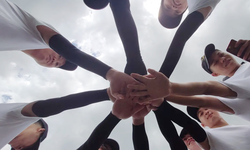 嘉信山海拓展團(tuán)——品嘗青島的海鮮特色，體驗(yàn)青島飲食文化